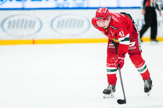 Moras Anton Ohlsson har ont