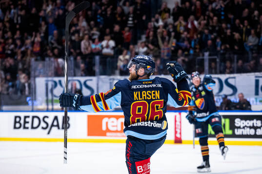 Djurgårdens Linus Klasen jublar