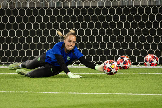 Ellie Roebuck goalkeeper of FC Barcelona