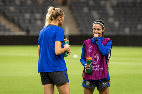 Fridolina Rolfö and Aitana Bonmati of FC Barcelona