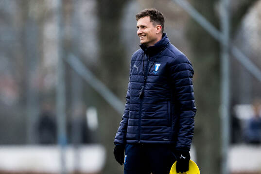 Assistant coach Martin Falk of Malmö FF