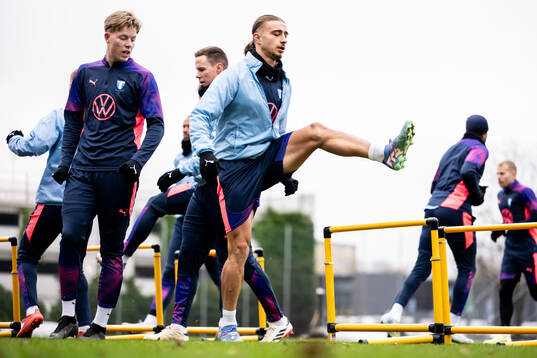 Nils Zätterström and Elison Makolli of Malmö FF
