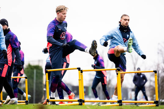 Nils Zätterström and Elison Makolli of Malmö FF
