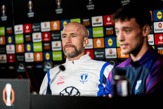 Head coach Henrik Rydström and Colin Rösler of Malmö FF