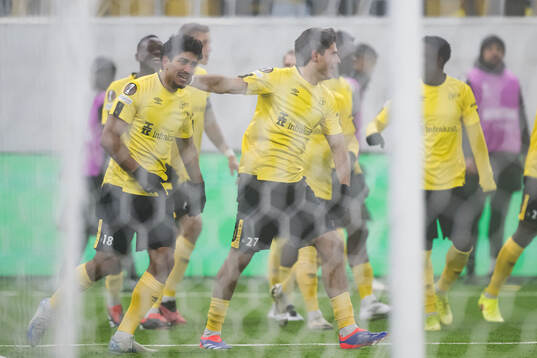 Ahmed Qasem of Elfsborg celebrates Besfort Zeneli