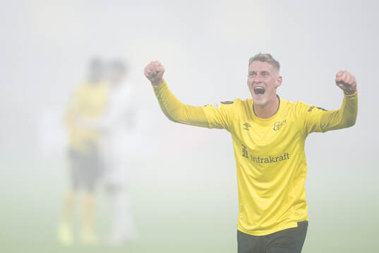 Emil Holten of Elfsborg celebrates
