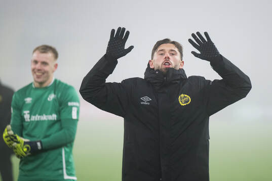 Arber Zeneli of Elfsborg celebrates