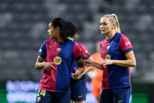 Esmee Brugts and Fridolina Rolfö of Barcelona