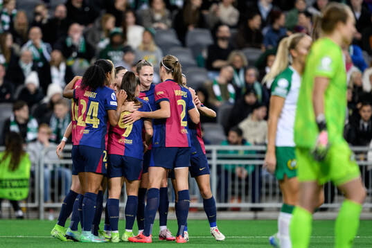 Ewa Pajor of Barcelona celebrates with team mates