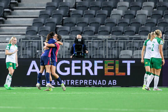 Aitana Bonmati of Barcelona celebrates with Francisca