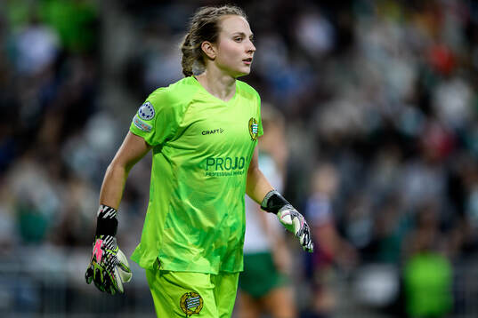 goalkeeper Anna Tamminen of Hammarby