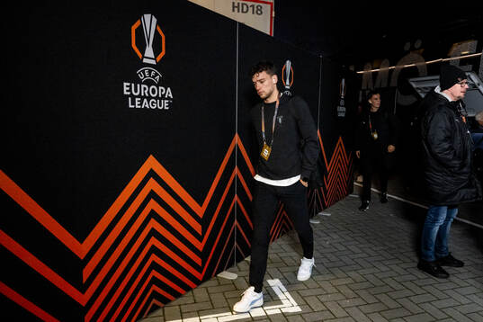 Colin Rösler of Malmö FF arrives to the stadium