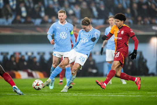 Erik Botheim of Malmö FF and Gabriel Sara of Galatasaray