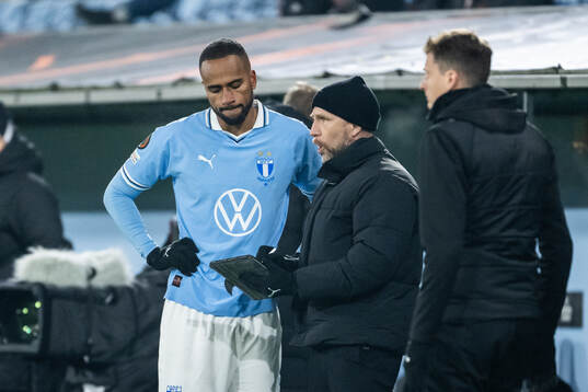 Isaac Kiese Thelin and Head coach Henrik Rydström of