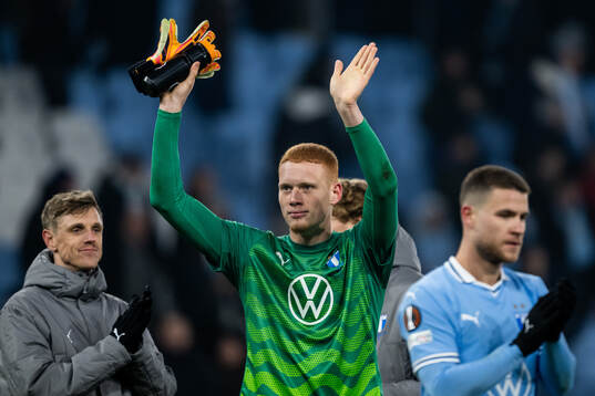 Goalkeeper Joakim Persson of Malmö FF