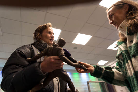Caroline Graham Hansen of Barcelona receives