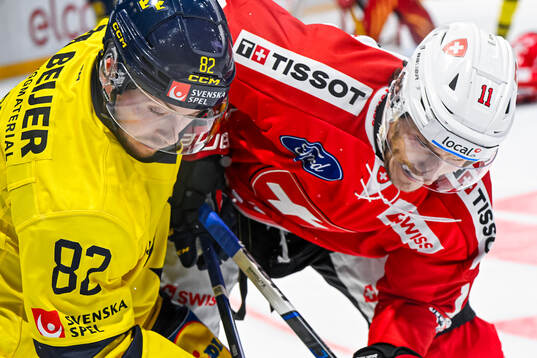 Jesper Fröden of Sweden and Sven Senteler of Switzerland