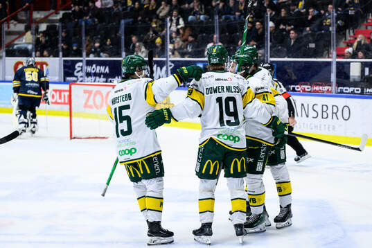 Björklövens Mattias Nörstebö, Liam Dower Nilsson och