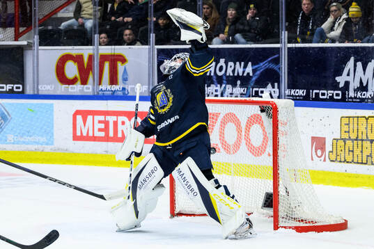 Södertäljes målvakt Frans Tuohimaa släpper in 4-5
