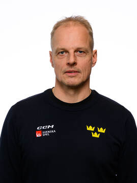 Head coach Magnus Hävelid poses for a portrait