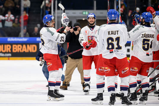 Players of of Czech Republic celebrate