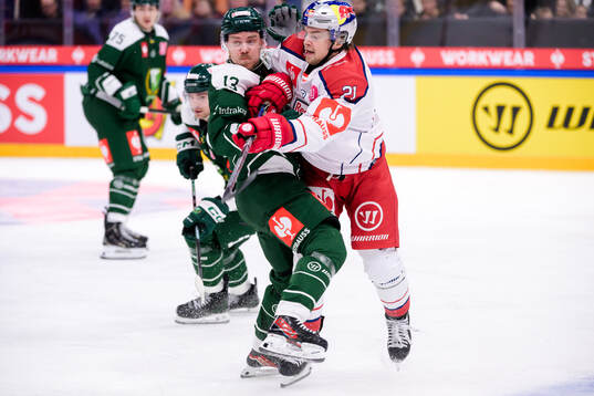 Bläddra bland fler bilder av Ice Hockey, CHL, Quarterfinal 2, Färjestad - Red Bull Salzburg