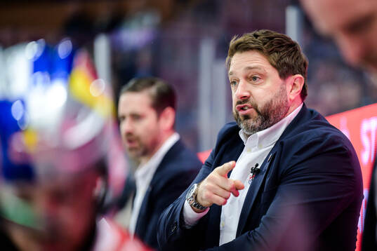 Head coach Oliver David of EC Red Bull Salzburg