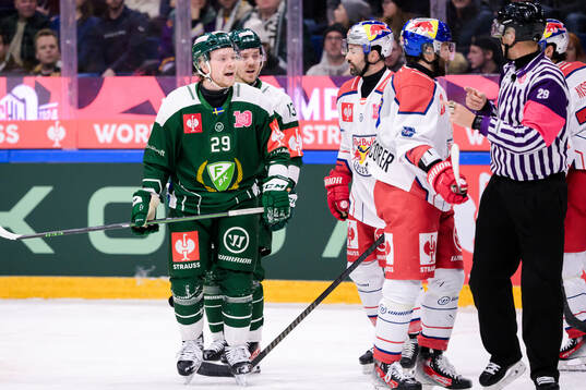 Oscar Steen of Färjestad