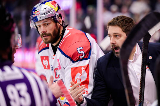 Head coach Oliver David of EC Red Bull Salzburg