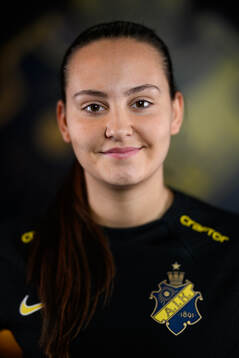 Janelle Yilmaz