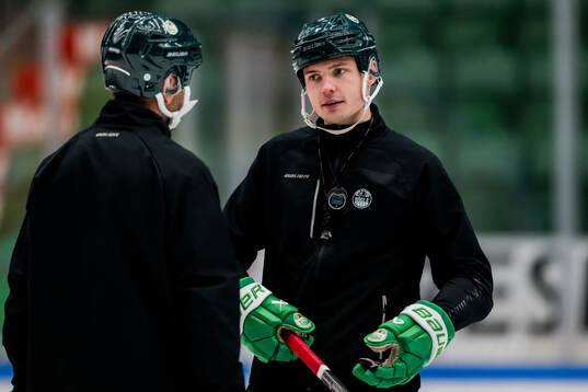 Rögles assisterande tränare Max Bohlin