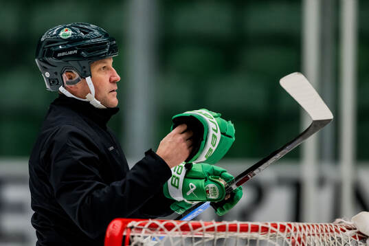 Rögles assisterande tränare Pelle Prestberg