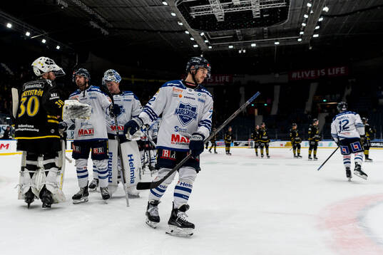 Karlskogas Viktor Lennartsson deppar