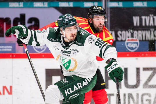 Färjestads David Tomasek och Brynäs Simon Bertilsson
