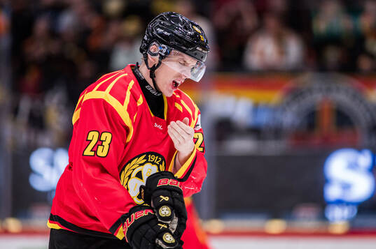 Brynäs Oskar Lindblom har ont