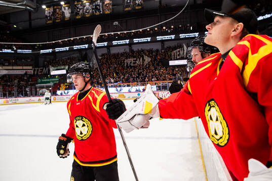 Brynäs Victor Söderström jublar