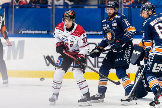 Örebros Glenn Gustafsson och Växjös Petter Granberg