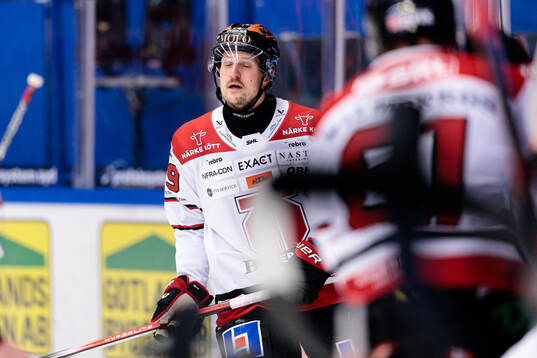 Örebros Patrik Karlkvist deppar