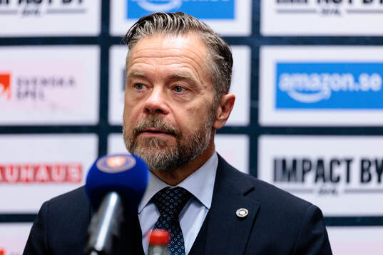 Växjös assisterande tränare Fredrik Hellgren på