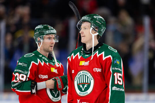 Frölundas Mikael Ruohomaa och Gustav Rydahl deppar