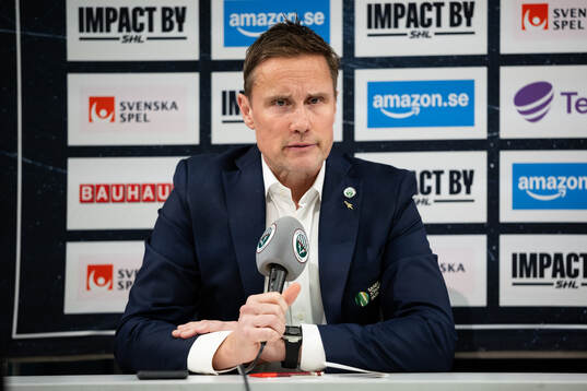 Frölundas tränare Roger Rönnberg på presskonferensen