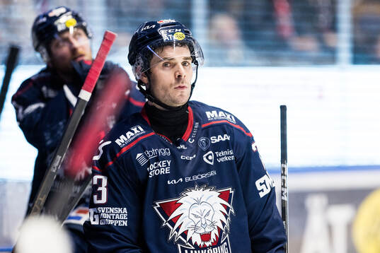 Linköpings Nicholas Shore deppar