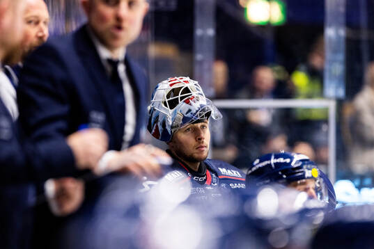 Linköpings målvakt Christian Heljanko deppar