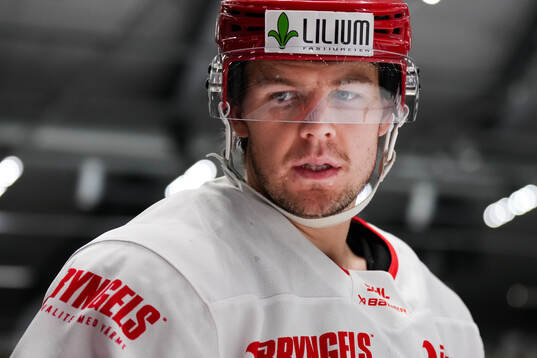 Timrås Filip Hållander