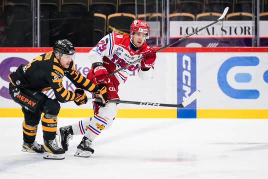 Skellefteås Andreas Johnson och Timrås Filip Hållander