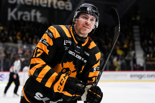Skellefteås Pär Lindholm jublar