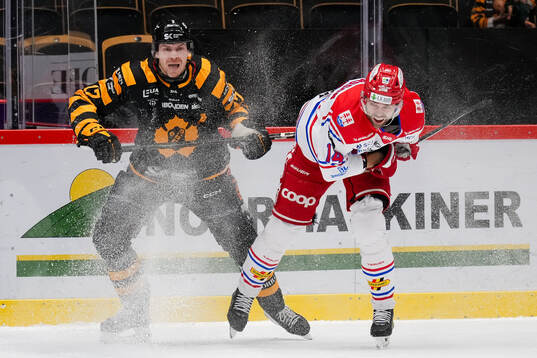 Skellefteås Pär Lindholm och Timrås Emil Pettersson