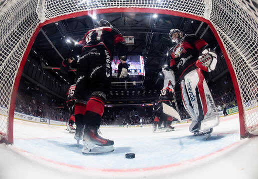 Malmö Redhawks målvakt Marek Langhamer deppar