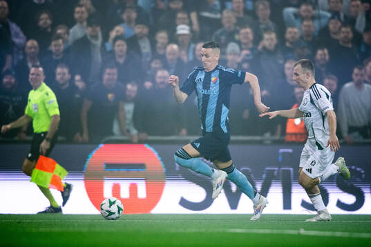 Haris Radetinac of Djurgården and Patryk Kun of Legia