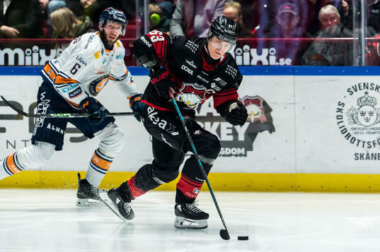 Växjös Petter Granberg och Malmö Redhawks Fredrik